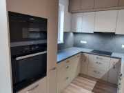 Korpus BR ŠEDÁ PERLIČKA 112 PE_NK CAPPUCCINO 301 SU+JASMÍN 564 PE_PD+ZP F187 ST9 BETON CHICAGO TMAVÝ