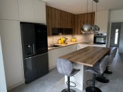 Korpus MANDLOVÁ 564 PE_NK LAK RAL9001 MAT+DUB SUNSET K5574 IR_PD-K5574 AWDUB SUNSET_ZP 44375 DP BETON ART PERLOVĚ ŠEDÝ