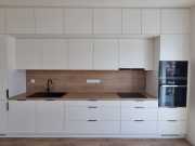 Korpus-BR-BILA-PERLICKA-8100-PE_NK-BR-BILA-PERLICKA-8100-PEH3303-ST10-DUB-HAMILTON_PDZP-H3303-ST10-DUB-HAMILTON