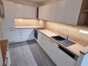 Korpus-BR-BILA-PERLICKA-SPAN-605-PE_NK-BR-BILA-PERLICKA-SPAN-605-PE_PDZP-H3303-ST10-DUB-HAMILTONARLING-PR.