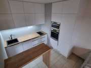Korpus-BR-BILA-PERLICKA-SPAN-605-PE_NK-Folie-BILA-ARKTIK_PD-H3303-ST10-DUB-HAMILTONARLING