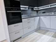 Korpus-BR-SEDA-PERLICKA-SPAN-621-PE_folie-REZNA-MAT-TUHA-MAT-tvar-C0_PD+ZP-F187-ST9-BETON-CHICAGO-TMAVY..