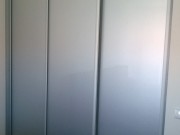 Korpus-hliník_dveře-lacobel-hliník_rám-stříbro_002
