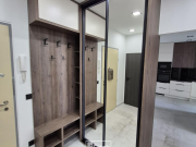 Vestavěná skříň do chodby